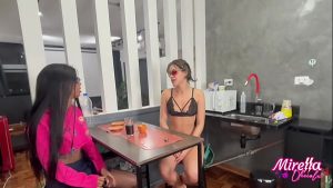O COROA DA ROLA GROSSA SOCOU ATÉ AS BOLAS NO MEU CUZINHO