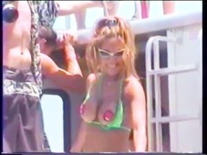Girls Going Crazy 04 – Part 1