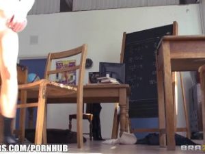 Gorgeous British prof Jasmine Jae fucks one her students